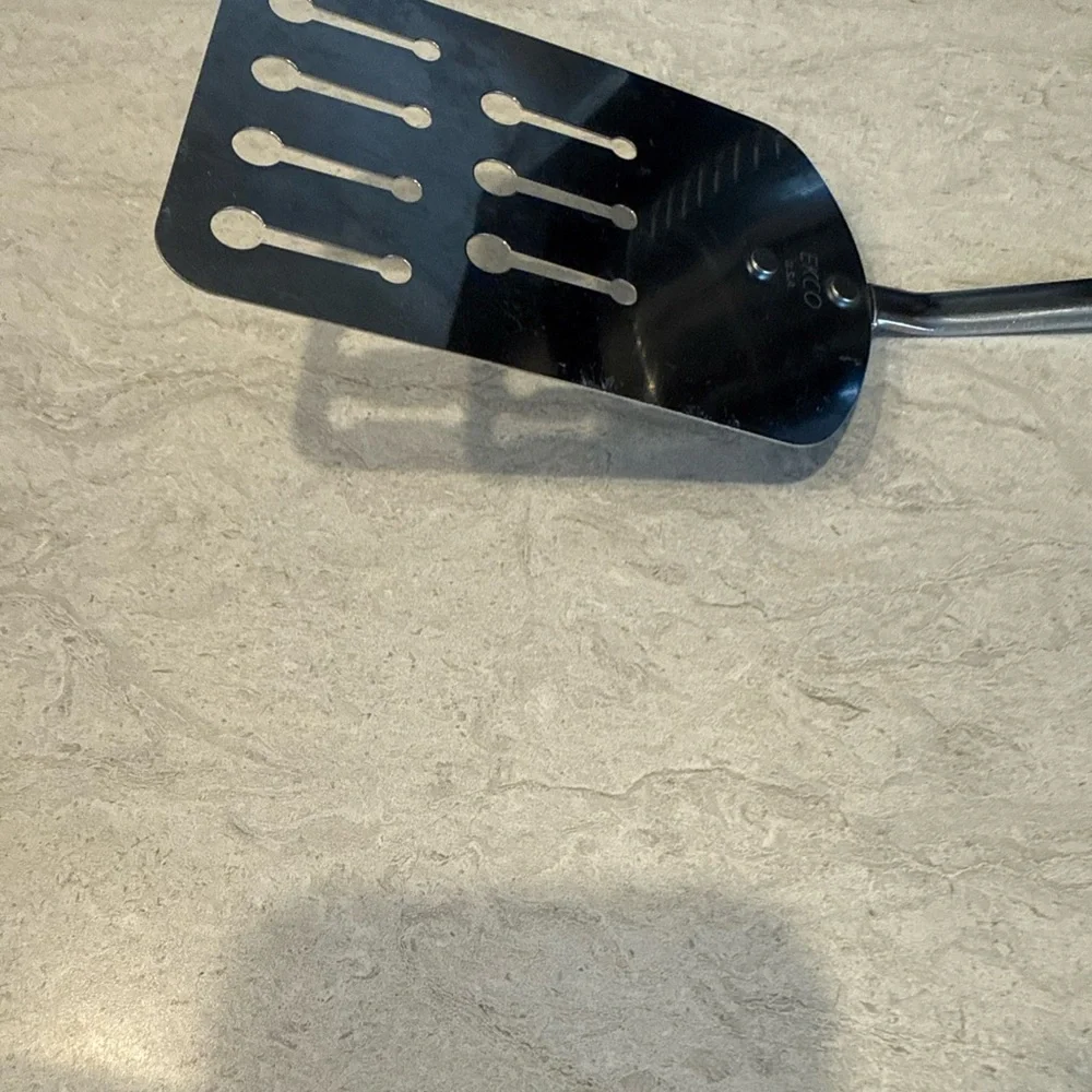 Vintage Ekco Slotted Turner Spatula black handle 11”